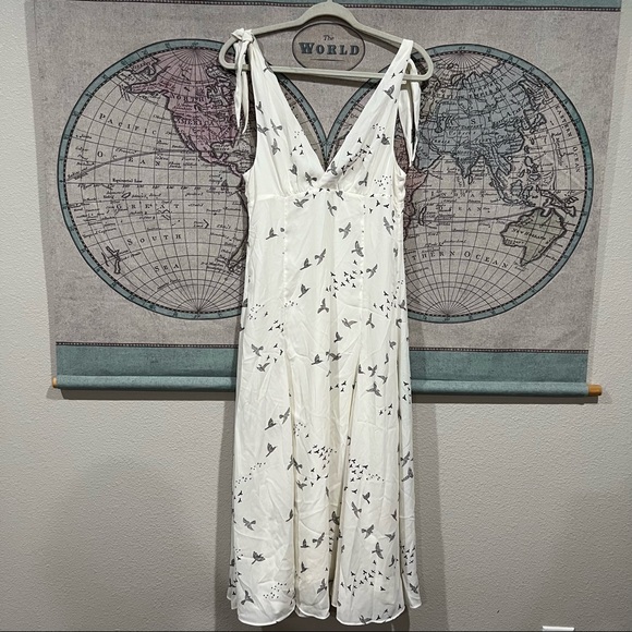 h&m white dress maxi White Maxi Dresses | Long-Sleeve, Satin & Lace